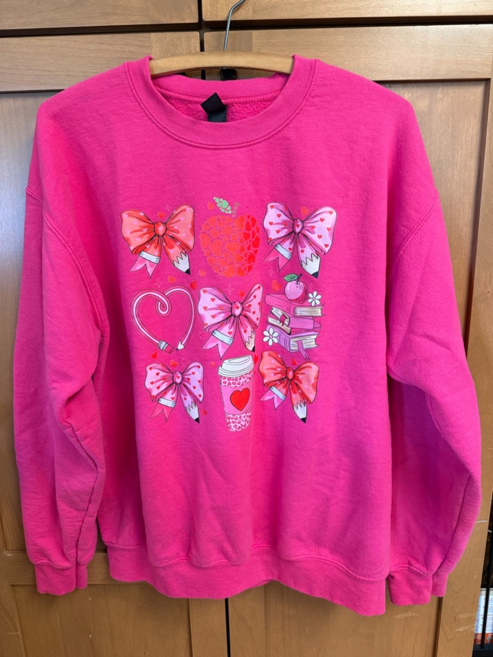 Gildan Bright Pink Graphic Bow & Heart Sweatshirt